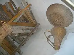 Traditional western Hubei baskets (China)