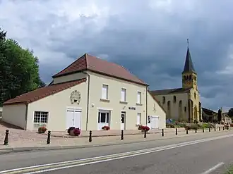 The town hall in Varenne-Saint-Germain