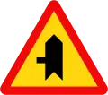 207c: Road junction with priority