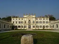 Villa Mosconi Bertani