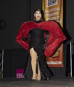 Vinas Deluxe at Dragcon 2024