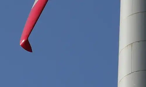 Detail view of the wingtip device on a wind turbine rotor-blade